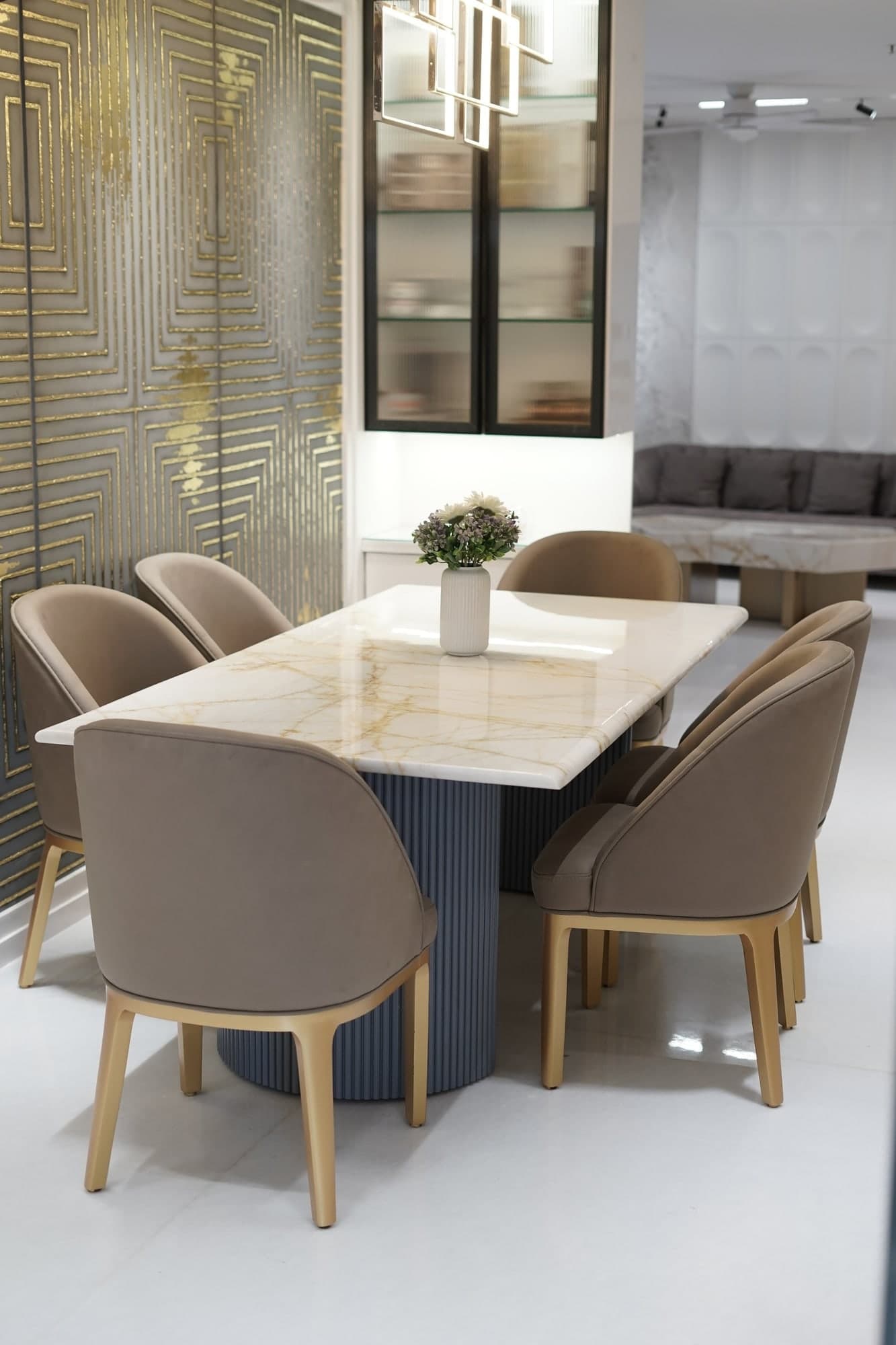 Calista Dining Table